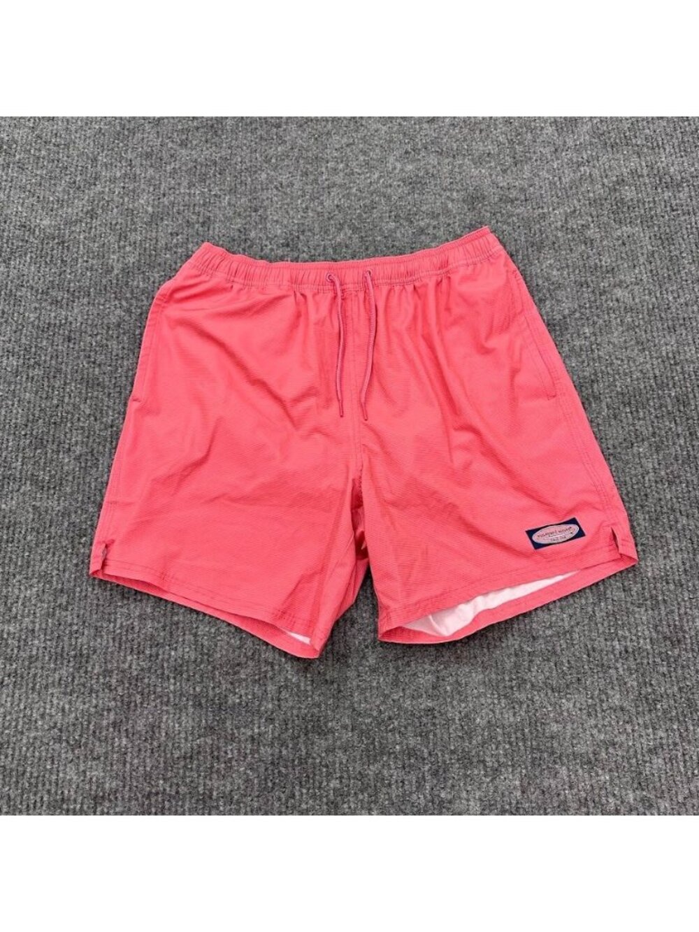 Vineyard Vines Fine Line Chappy Stretch Swim Trunks 1M000033 Mens size Large